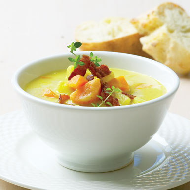 Kartoffelsuppe med bacon topping