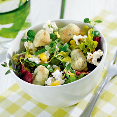 Gnocchi m/ sommersalat og kirsebærvinagrette