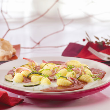 Gnocchi med tomat- og ostesauce