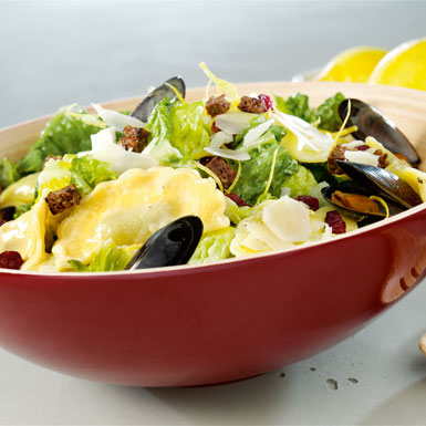 Ravioli Gorgonzola med Romainesalat og blåmuslinger